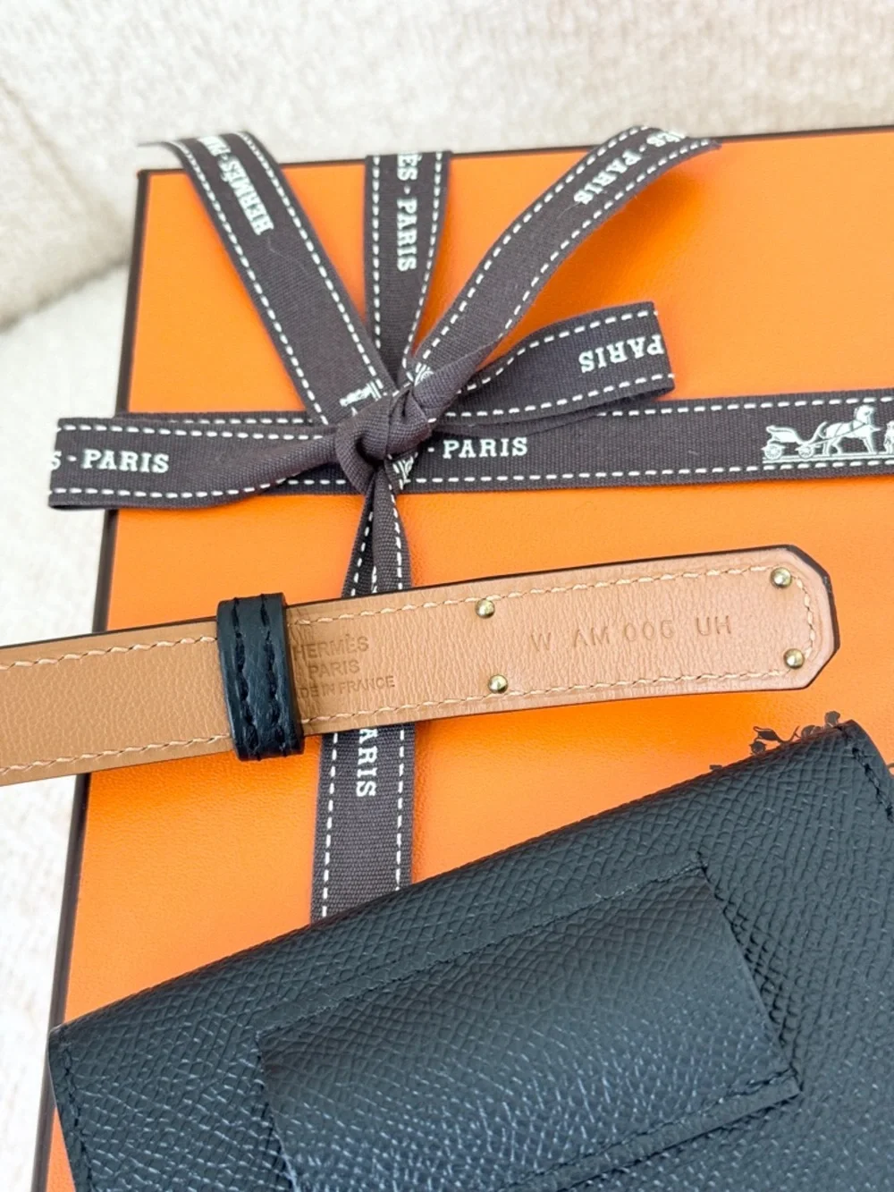✨NEW✨Hermes 2024 Epsom Kelly Pocket 18 Belt - Noir / GHW - Picture 9 of 16